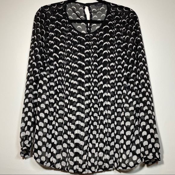 Sheer blouse - Picture 1 of 4